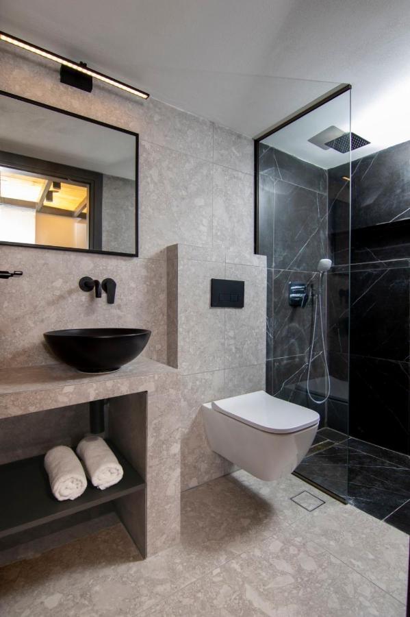 Appartamento Luxury Loft In The Center Rhodes City Esterno foto