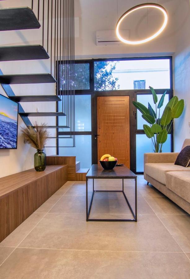 Appartamento Luxury Loft In The Center Rhodes City Esterno foto